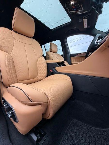 New 2027 Jeep Grand Cherokee L Summit 4x4Image 14
