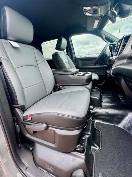 New 2026 RAM 2500 Tradesman Crew Cab 4x4 6