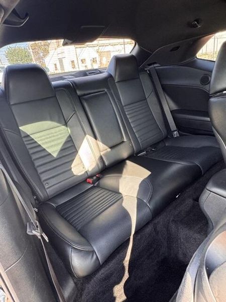 Used 2016 Dodge Challenger R/TImage 14