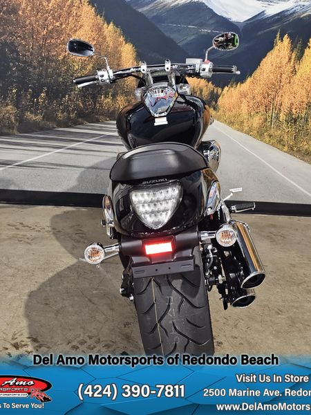 2025 Suzuki BOULEVARD M109RImage 5