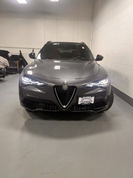 2024 Alfa Romeo Stelvio Ti AwdImage 3