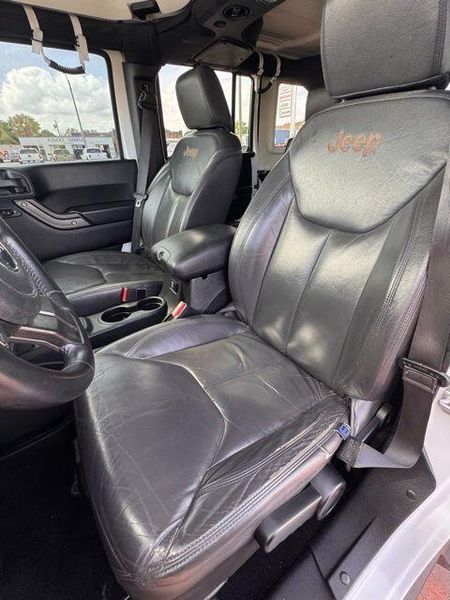 Used 2017 Jeep Wrangler Unlimited SportImage 8