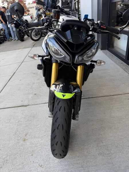 2024 Triumph Street Triple