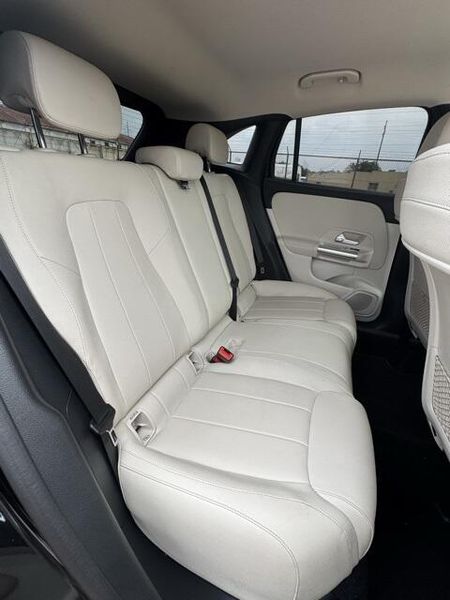 Used 2021 Mercedes-Benz GLA 250 250Image 15