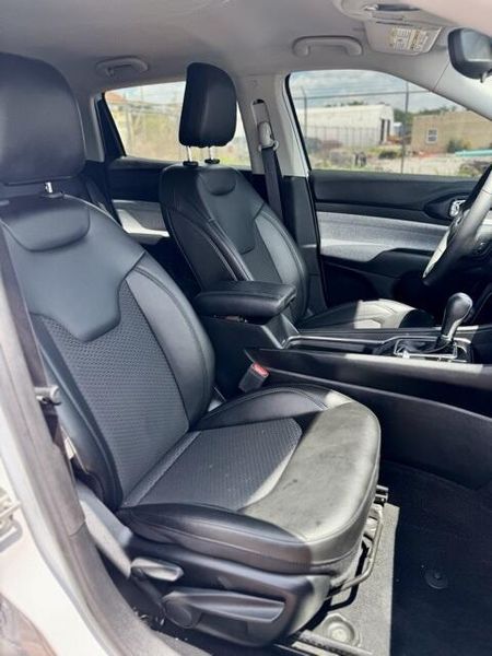 2022 Jeep Compass LatitudeImage 13