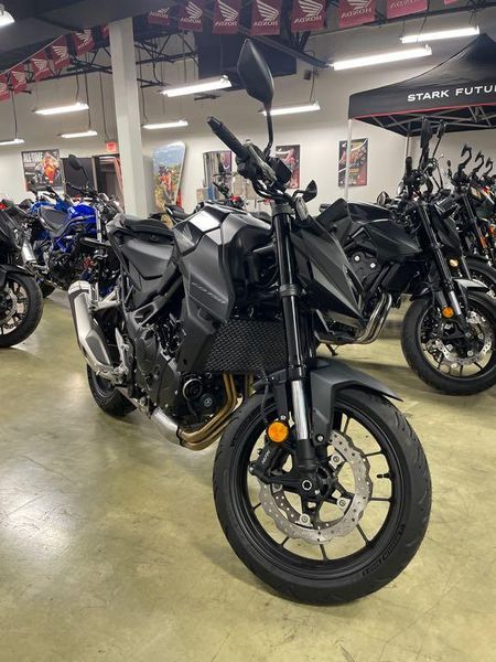 New 2025 Honda CB 750 HORNET Image 1