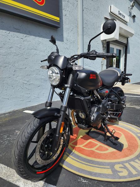 New 2027 Royal Enfield Guerrilla Image 3