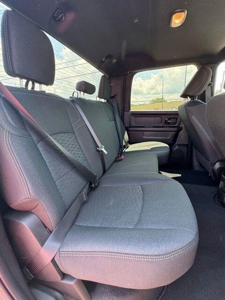 New 2026 RAM 2500 Black Express Crew Cab 4x4 6
