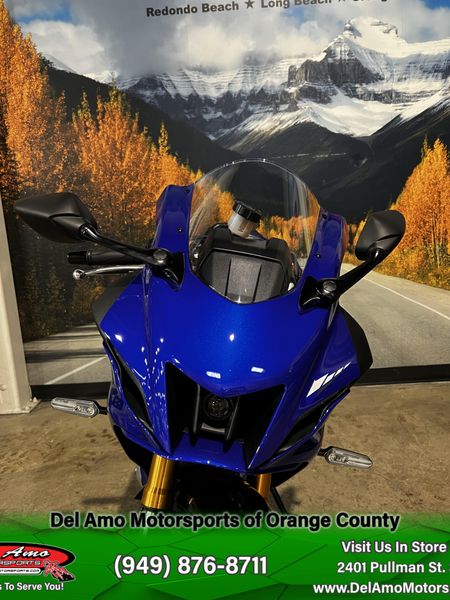 2025 Yamaha YZF-R7 Image 12