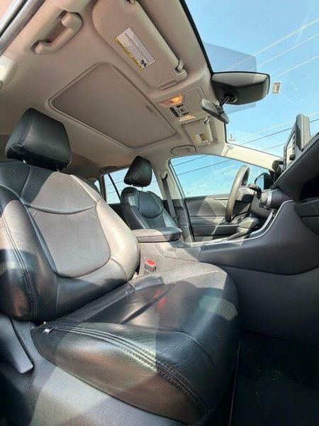 Used 2019 Toyota RAV4 XLEImage 14