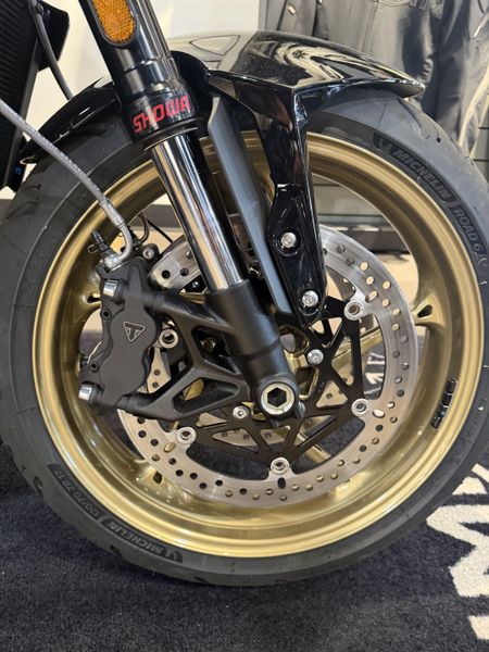 2026 Triumph Trident 800