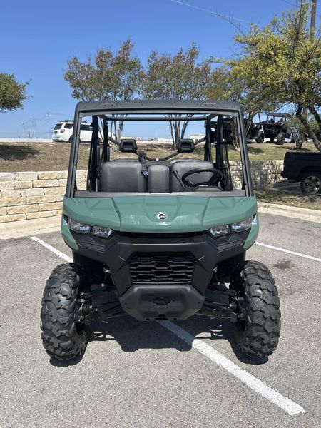 New 2026 Can-Am DEFENDER MAX DPS HD7 Image 2