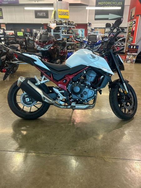 New 2025 Honda CB 750 HORNET Image 2