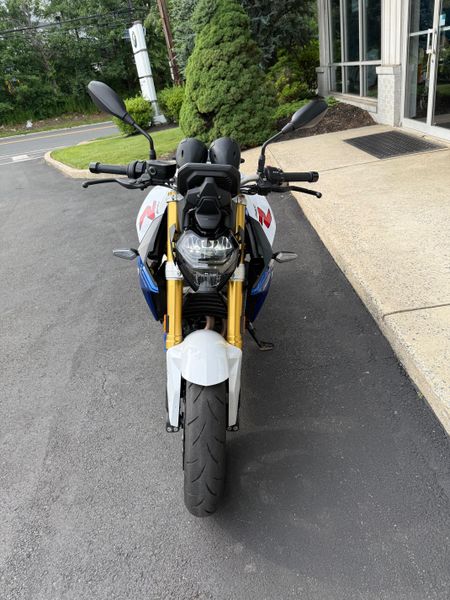 2023 BMW F 900 RImage 3