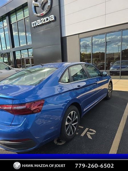2024 Volkswagen Jetta S photo 5