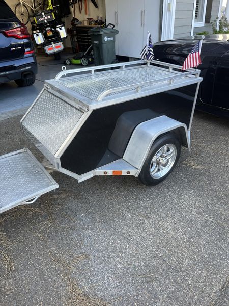 2018 Honda Gold Wing Tour - PEARL WHITE - WITH TRAVEL TRAILER 