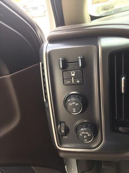 2017 Chevrolet Silverado 2500HD LTZImage 11