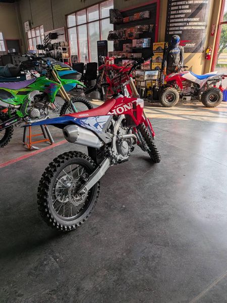 New 2027 Honda CRF250R 