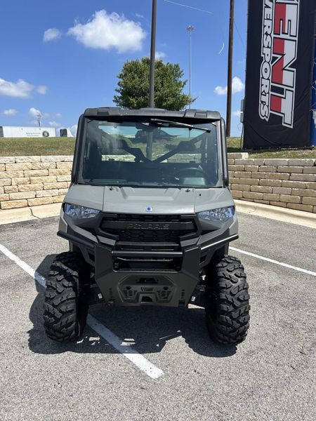 New 2027 Polaris RANGER XP 1000 CAB Image 2