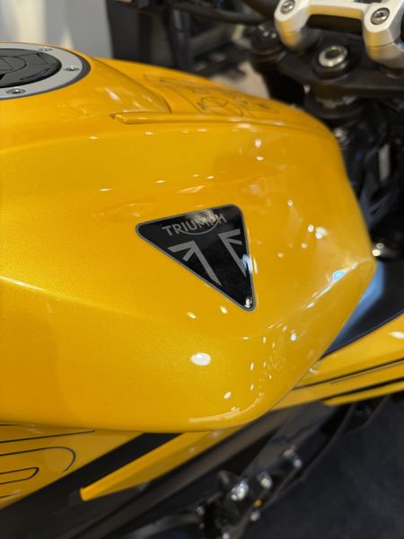 2025 Triumph Street Triple 765 RS - COSMIC YELLOW