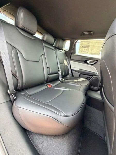 New 2026 Jeep Compass Limited 4x4Image 15