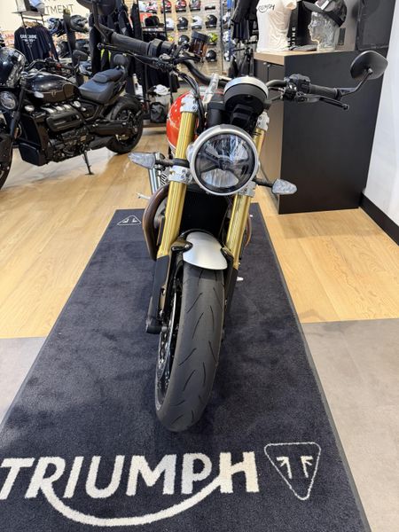 2025 Triumph Speed Twin 1200 RS - BAJA ORANGE - SAPPHIRE BLACK