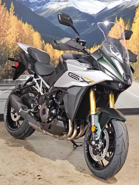 New 2024 Suzuki GSX-S1000GX+ Image 2