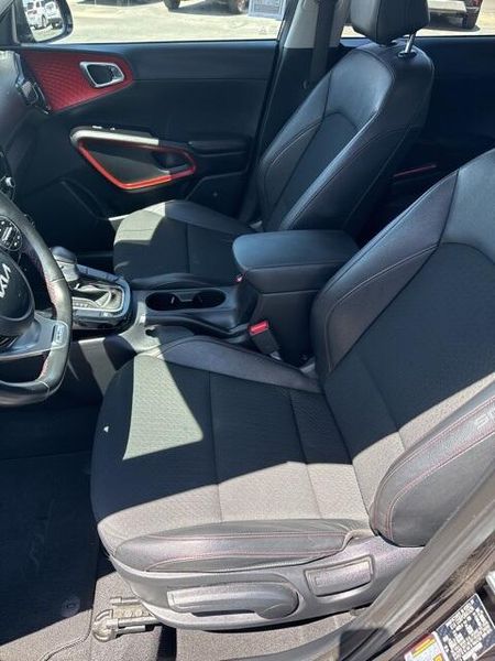 2023 Kia Soul GT-LineImage 8