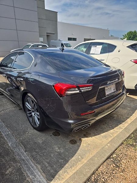 2022 Maserati Ghibli ModenaImage 3
