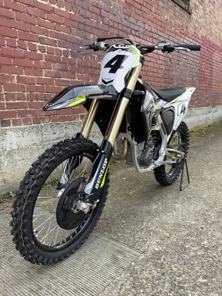 2025 Triumph TF 450-RC Edition