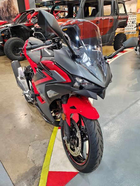 2025 Kawasaki NINJA 500 SE ABS Image 6
