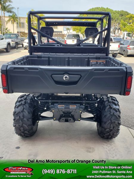 2024 Can-Am 8LRC  in a TIMELESS BLACK exterior color. Del Amo Motorsports of Orange County (949) 416-2102 delamomotorsports.com 