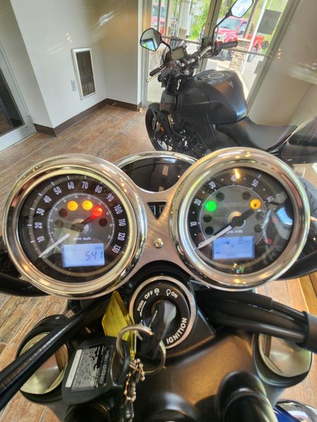 Used 2022 Triumph Bonneville T100Image 3