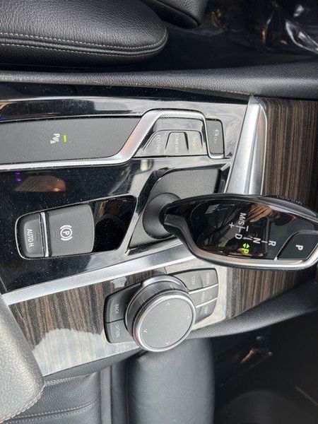 2019 BMW 530i xDrive in a Glacier Silver Metallic exterior color and Blackinterior. Lakeshore CDJR Seaford 302-213-6058 lakeshorecdjr.com 