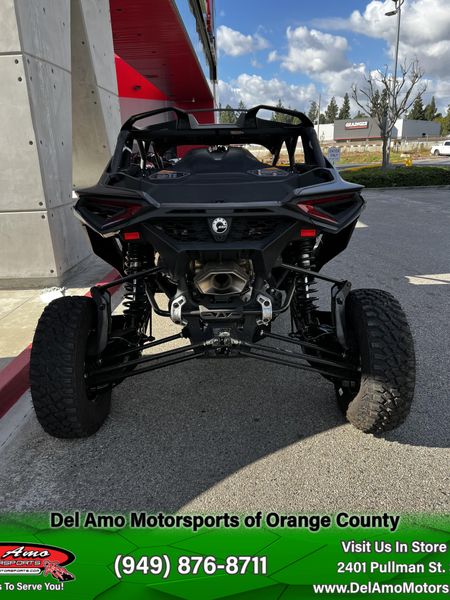 2025 Can-Am MAVERICK R MAX X RS WITH SMART-SHOX 999T DCTImage 8