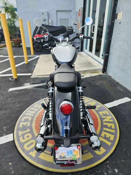 New 2024 Royal Enfield SUPER METEOR Image 8