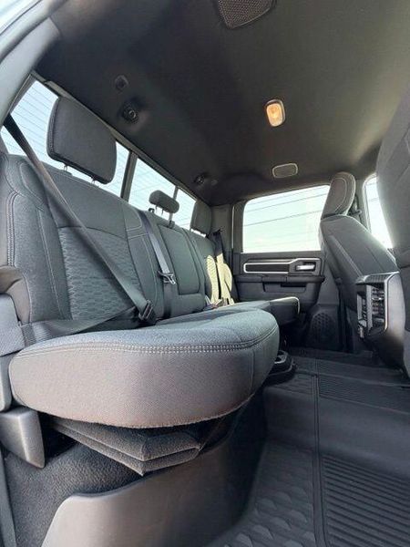 New 2027 RAM 3500 Big Horn Crew Cab 4x4 8