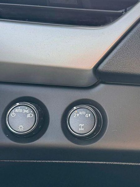 Used 2017 Chevrolet Tahoe LTImage 22