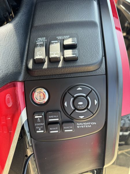 2015 Honda GOLD WING AUDIO COMFORT NAVI XM ABS REDImage 9