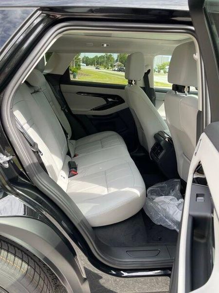 2025 Land Rover Range Rover Evoque Core S