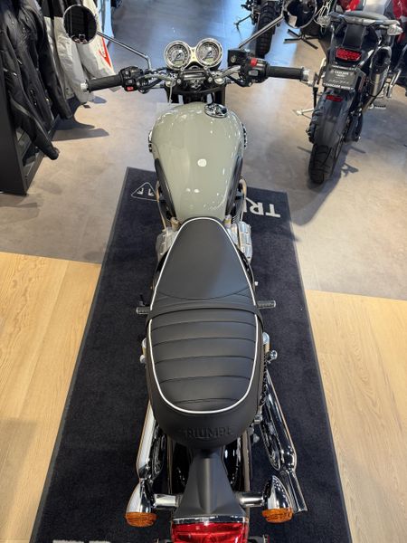 2026 Triumph Bonneville T120