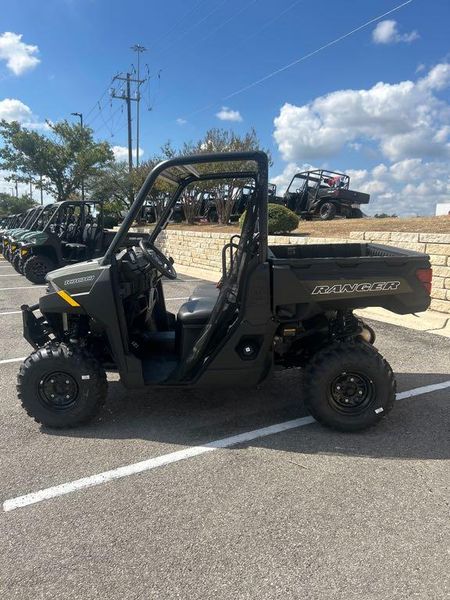 New 2026 Polaris RANGER 1000 EPS Image 5