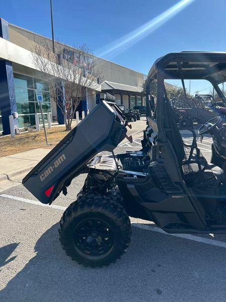 New 2026 Can-Am DEFENDER XT HD11 Image 9