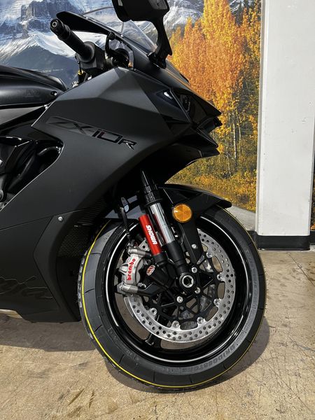 New 2025 Kawasaki NINJA ZX-10R ABS Image 14