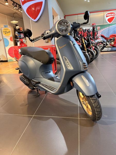 New 2026 Vespa PRIMAVERA 50 OFFICINA 