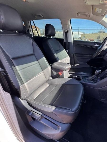 Used 2021 Volkswagen Tiguan 2.0T SEImage 15