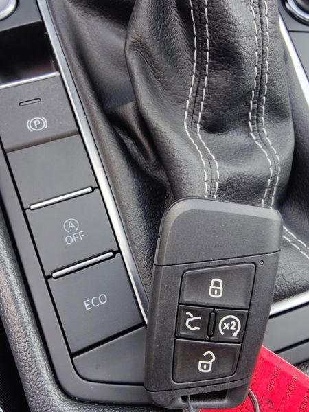 2024 Volkswagen Jetta SE w/Sunroof/Black Wheel PkgImage 25