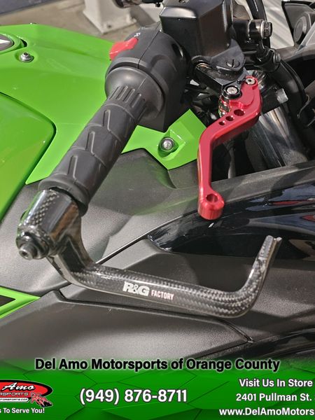 2023 Kawasaki Ninja 650 BaseImage 23