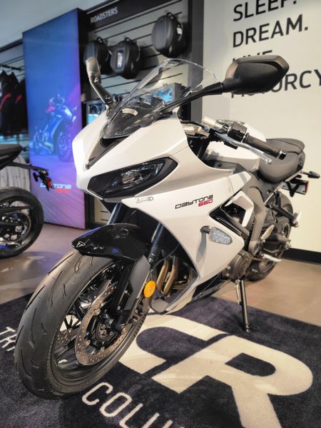 New 2025 Triumph DAYTONA 660 