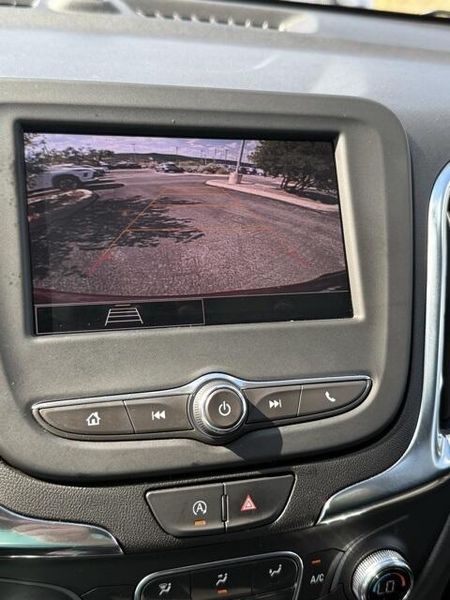 2024 Chevrolet Equinox LT photo 24